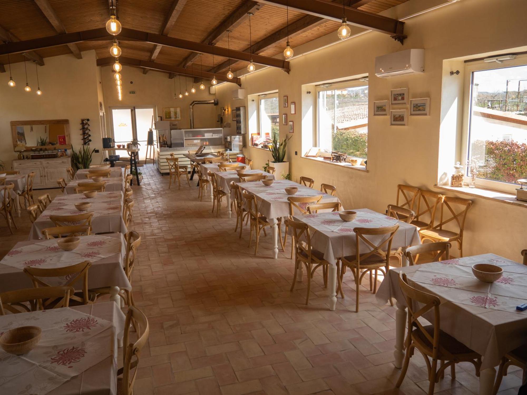 Il Poggio Degli Antichi Sapori Villa Paternopoli Luaran gambar
