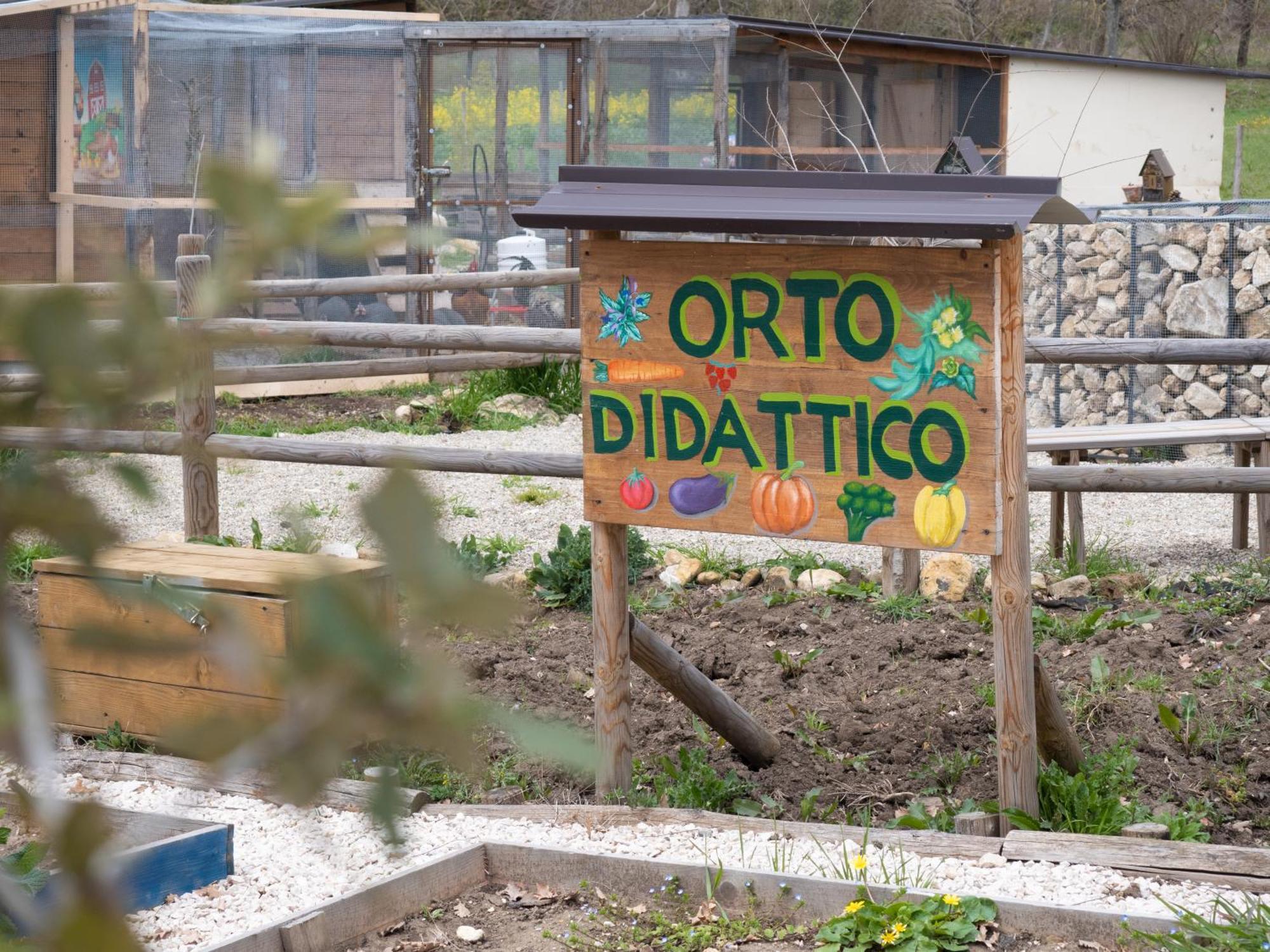 Il Poggio Degli Antichi Sapori Villa Paternopoli Luaran gambar