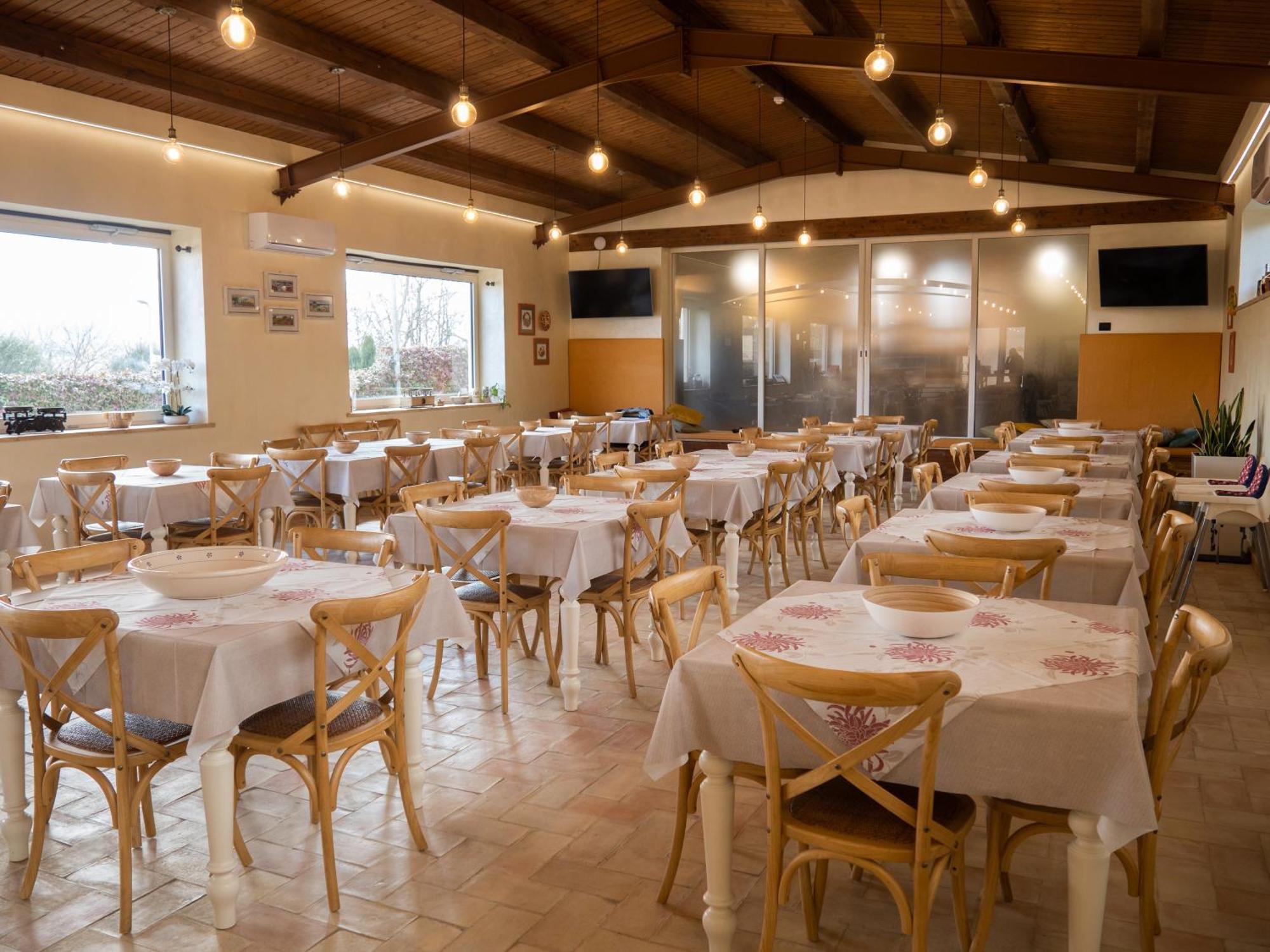 Il Poggio Degli Antichi Sapori Villa Paternopoli Luaran gambar